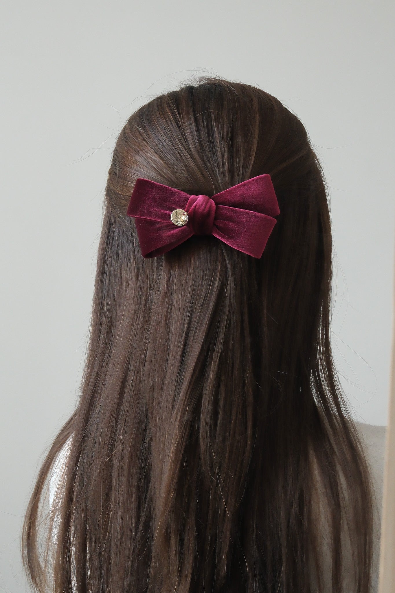 24704 Jade Bow Hair Clip