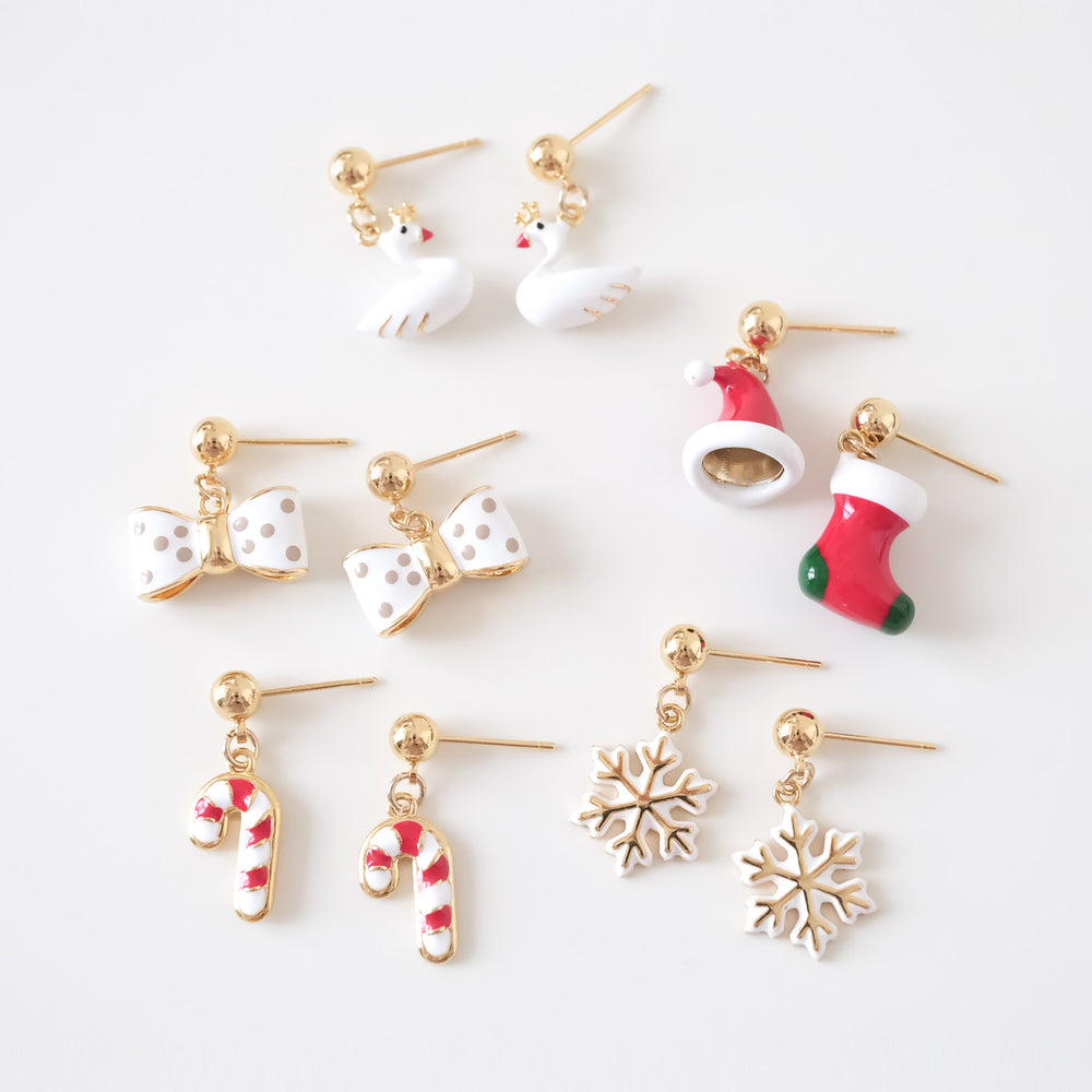 超可愛必入 🥰 24728 Loving Christmas Earrings Collection