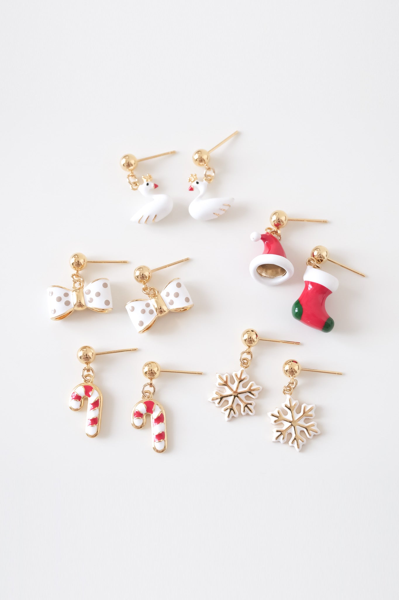 超可愛必入 🥰 24728 Loving Christmas Earrings Collection