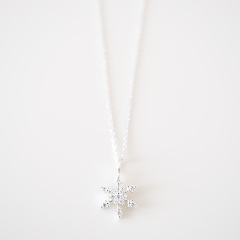 24730 Elsa Necklace