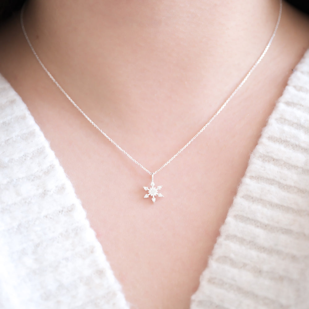 24730 Elsa Necklace