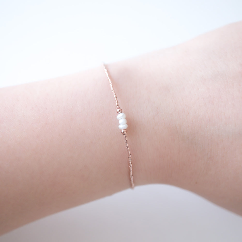 
                      
                        24732 Evotia Bracelet
                      
                    