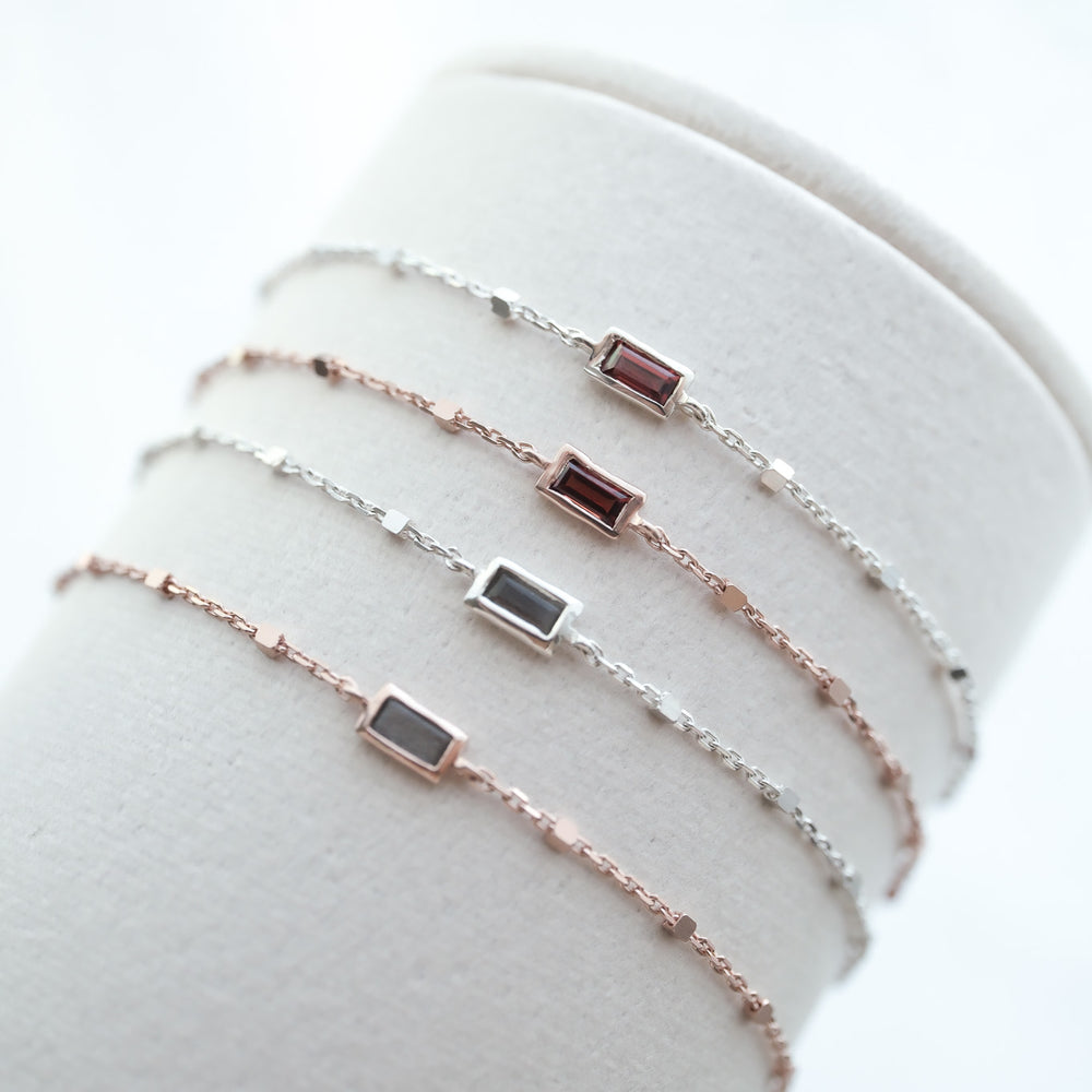 
                      
                        24743 Ulra Gemstone Bracelet
                      
                    