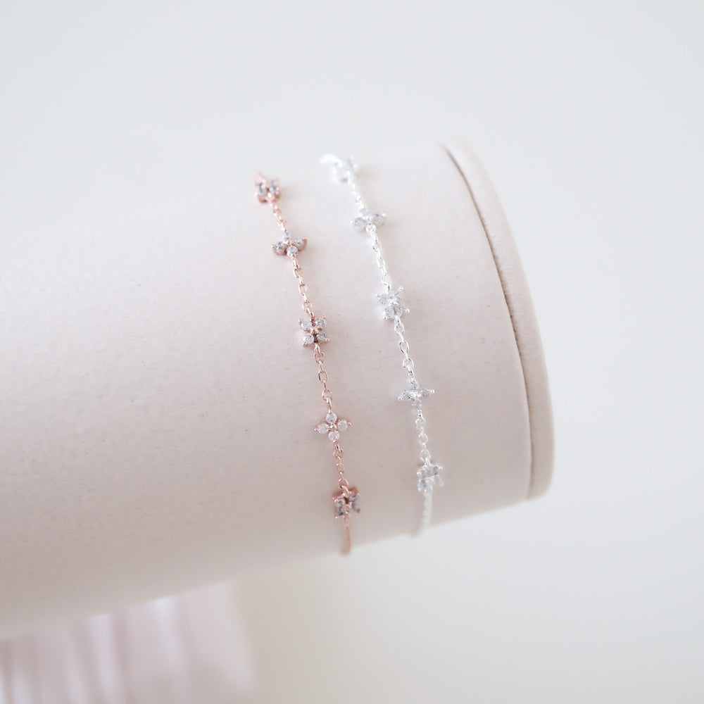 
                      
                        24752 Gisela Bracelet
                      
                    