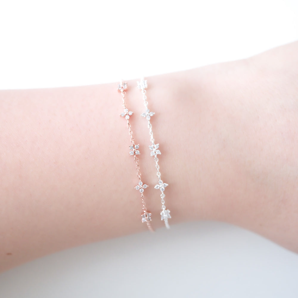 
                      
                        24752 Gisela Bracelet
                      
                    