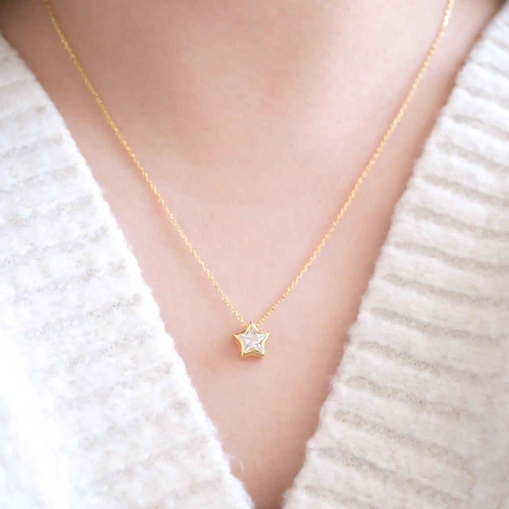 24756 Star Necklace