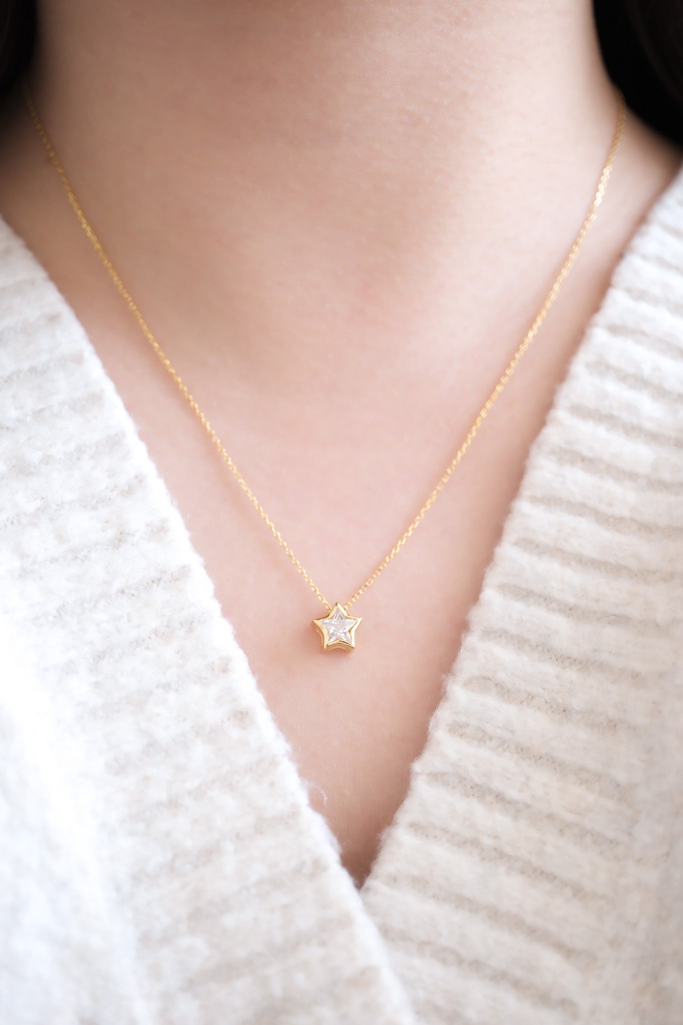 24756 Star Necklace