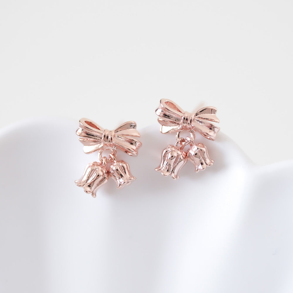 
                      
                        24770 Lily of the Valley Earrings
                      
                    