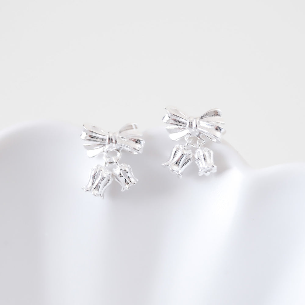 
                      
                        24770 Lily of the Valley Earrings
                      
                    