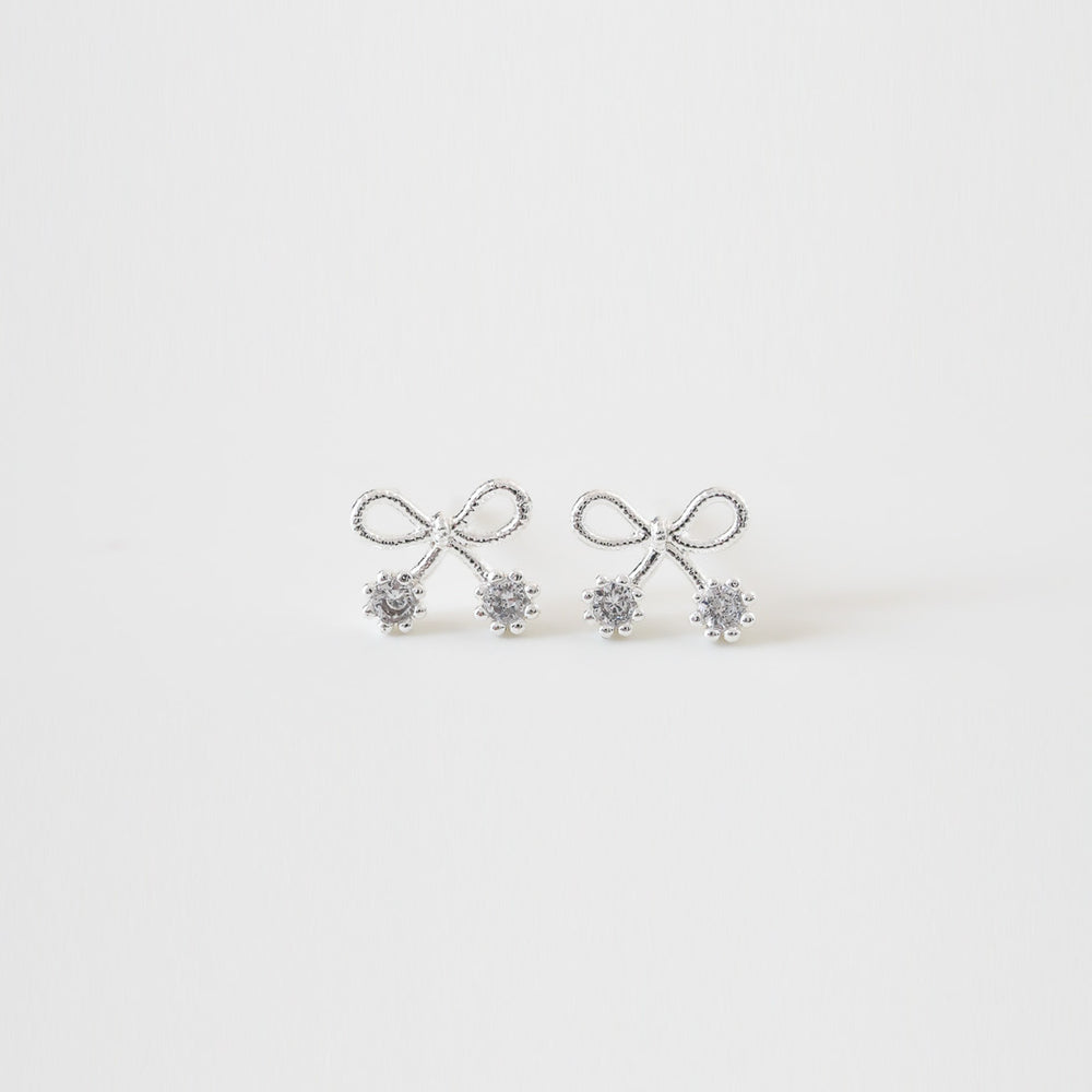 
                      
                        25025 Justina Earrings
                      
                    