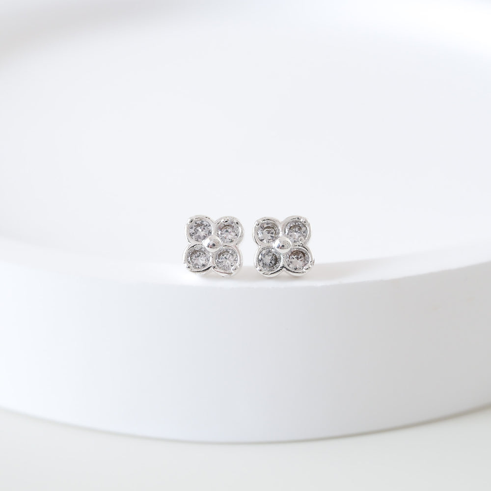 
                      
                        25049 Sempronia Earrings
                      
                    