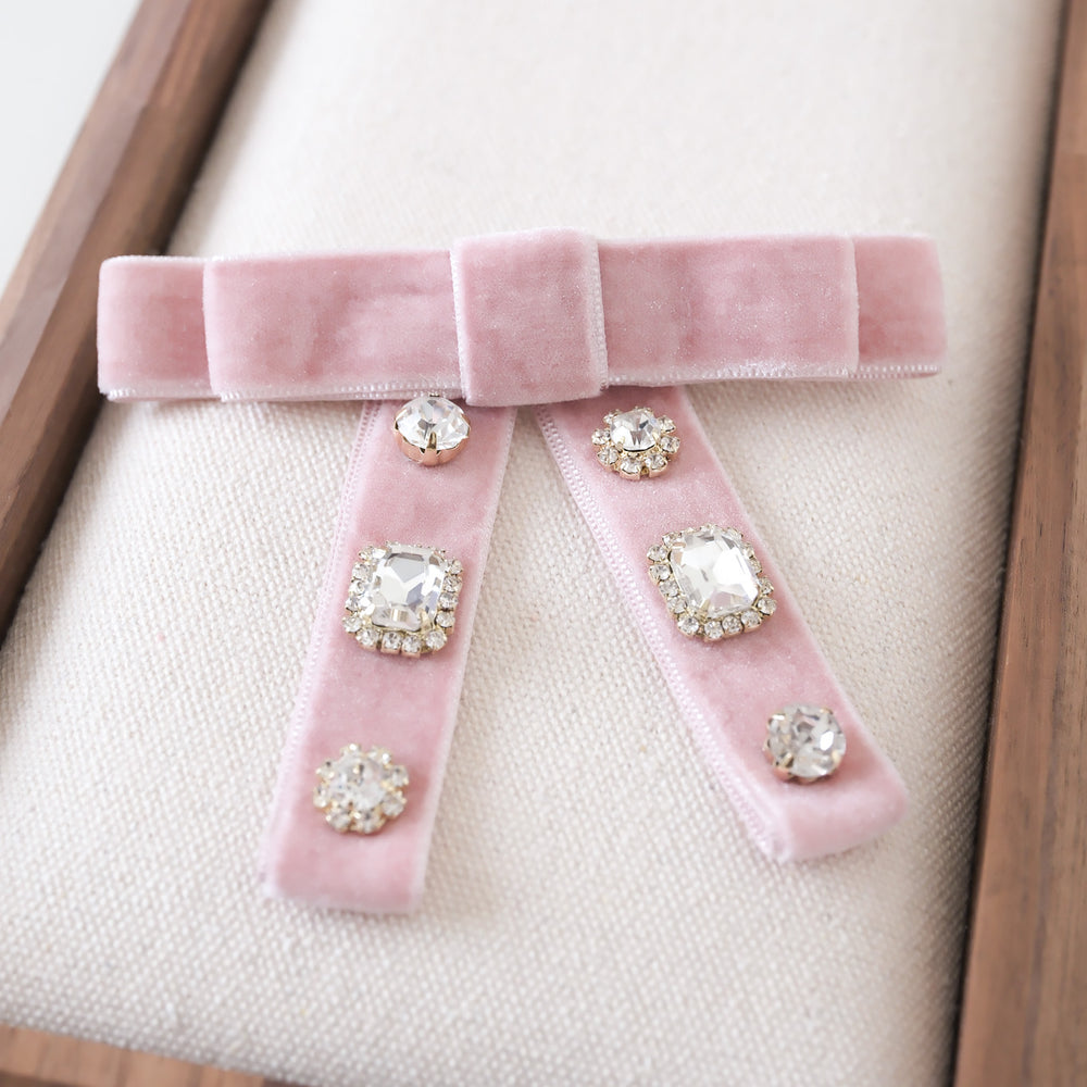 
                      
                        本期亮點 ✨ 25058 Angelica Hair Clip (3 colours)
                      
                    