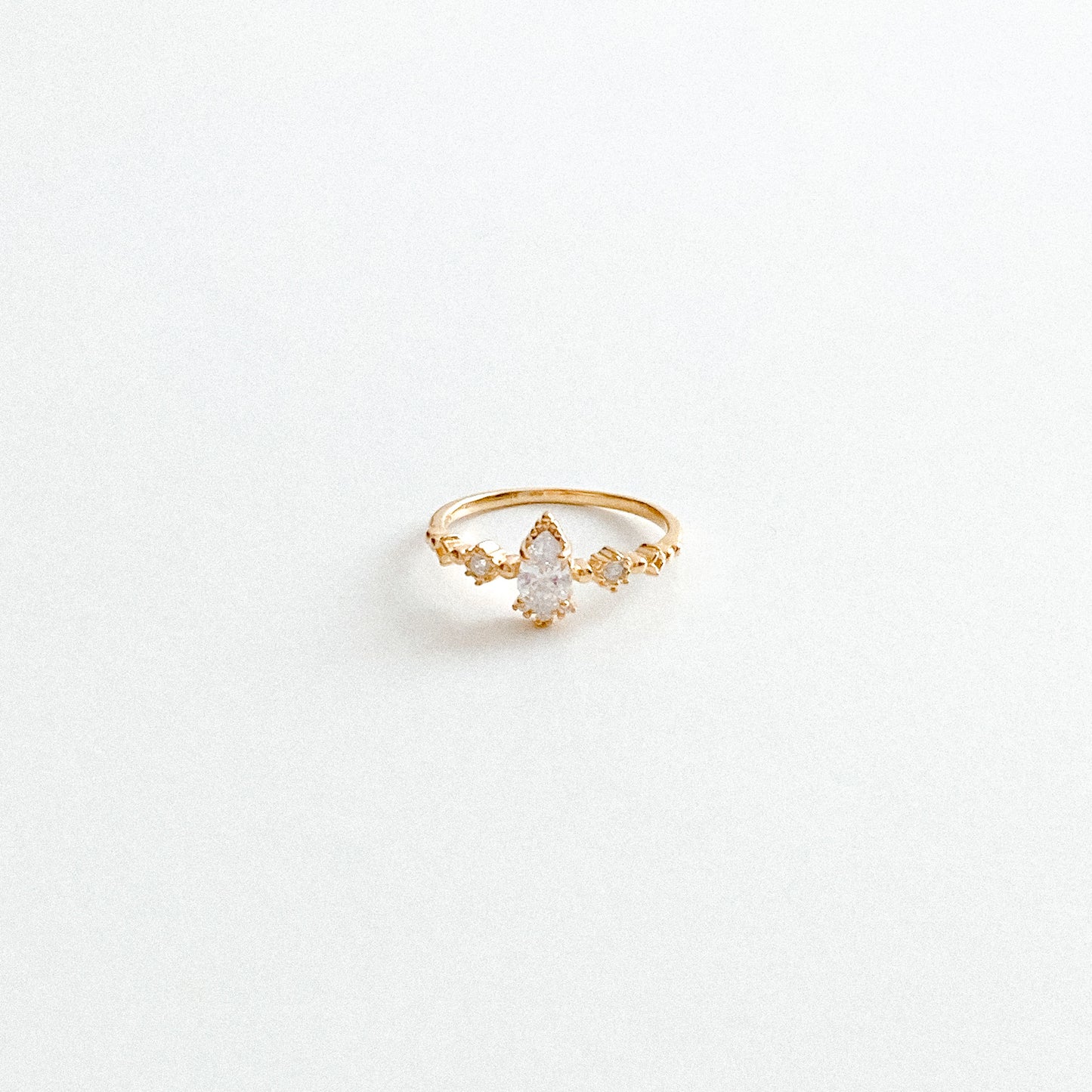 
                  
                    No. 21559 S925 Ring
                  
                