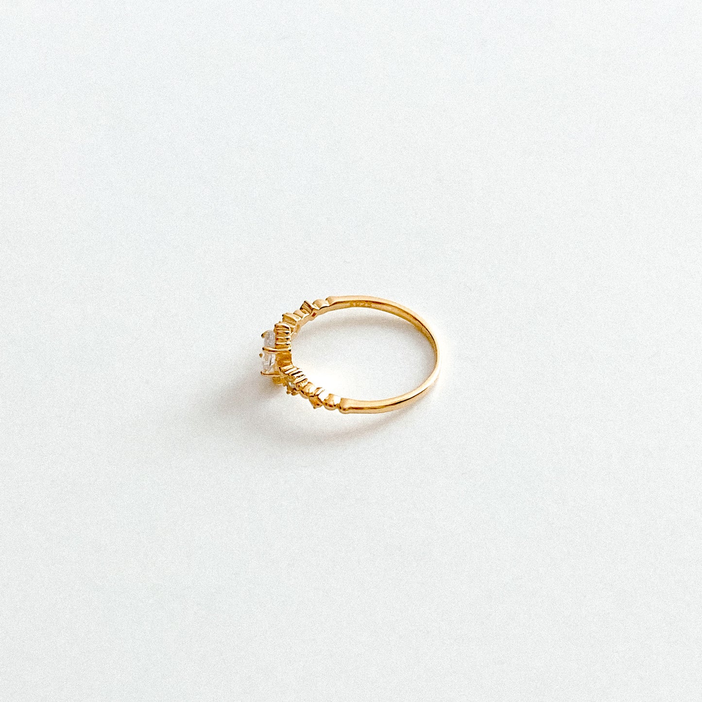 
                  
                    No. 21559 - S925 Ring
                  
                