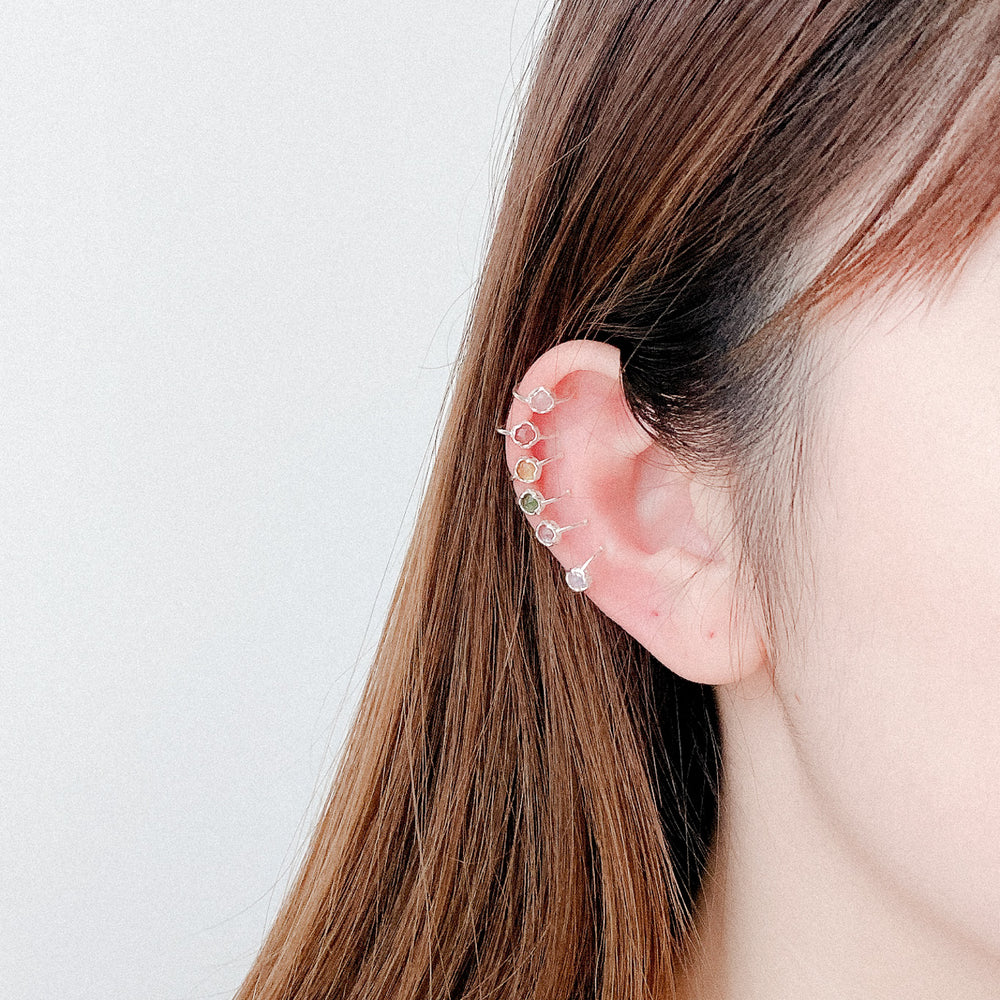 
                  
                    22384 - Shantelle Crystal Stone Ear Cuff
                  
                
