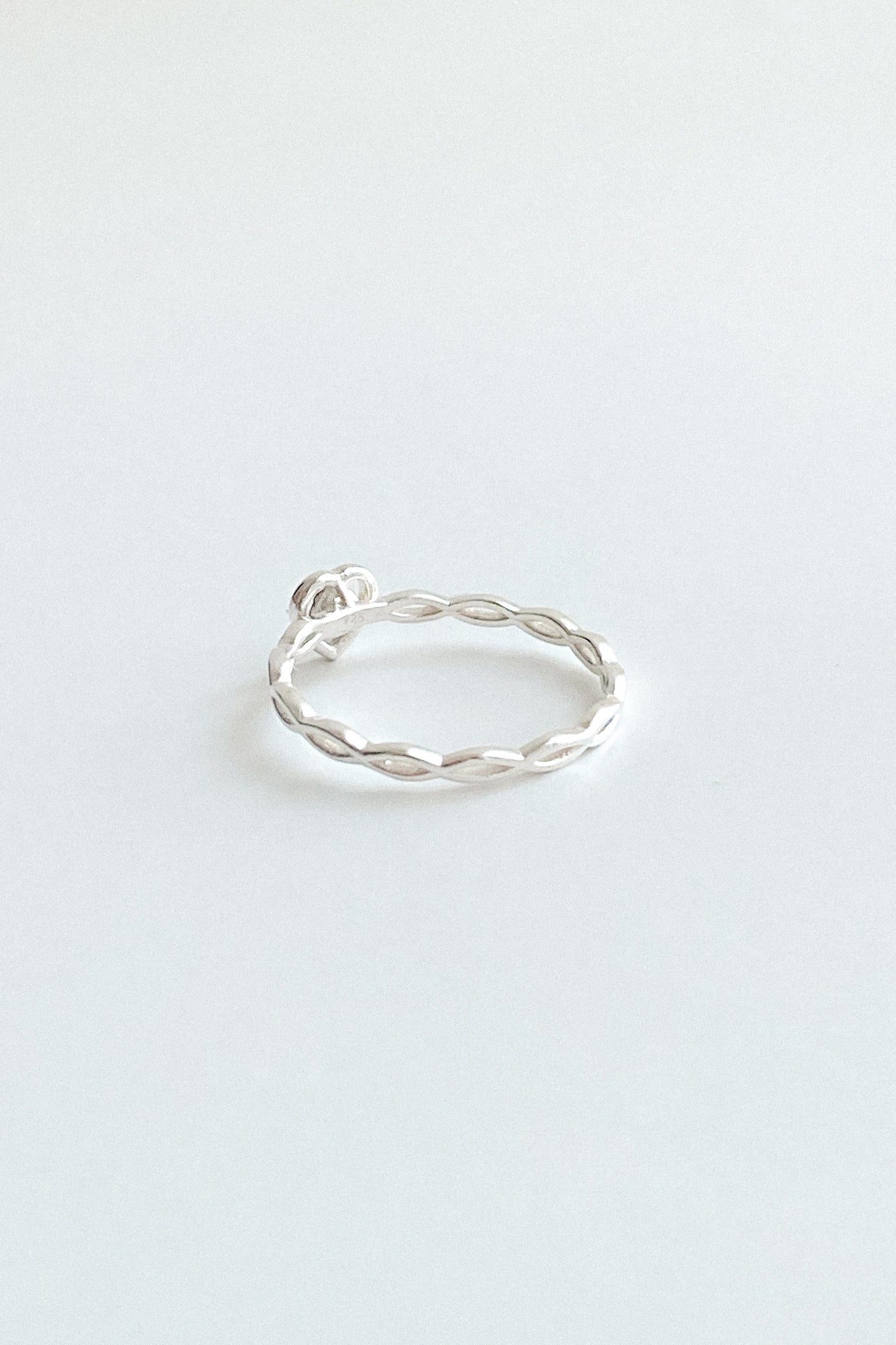 
                  
                    22390 - Clairy Ring
                  
                