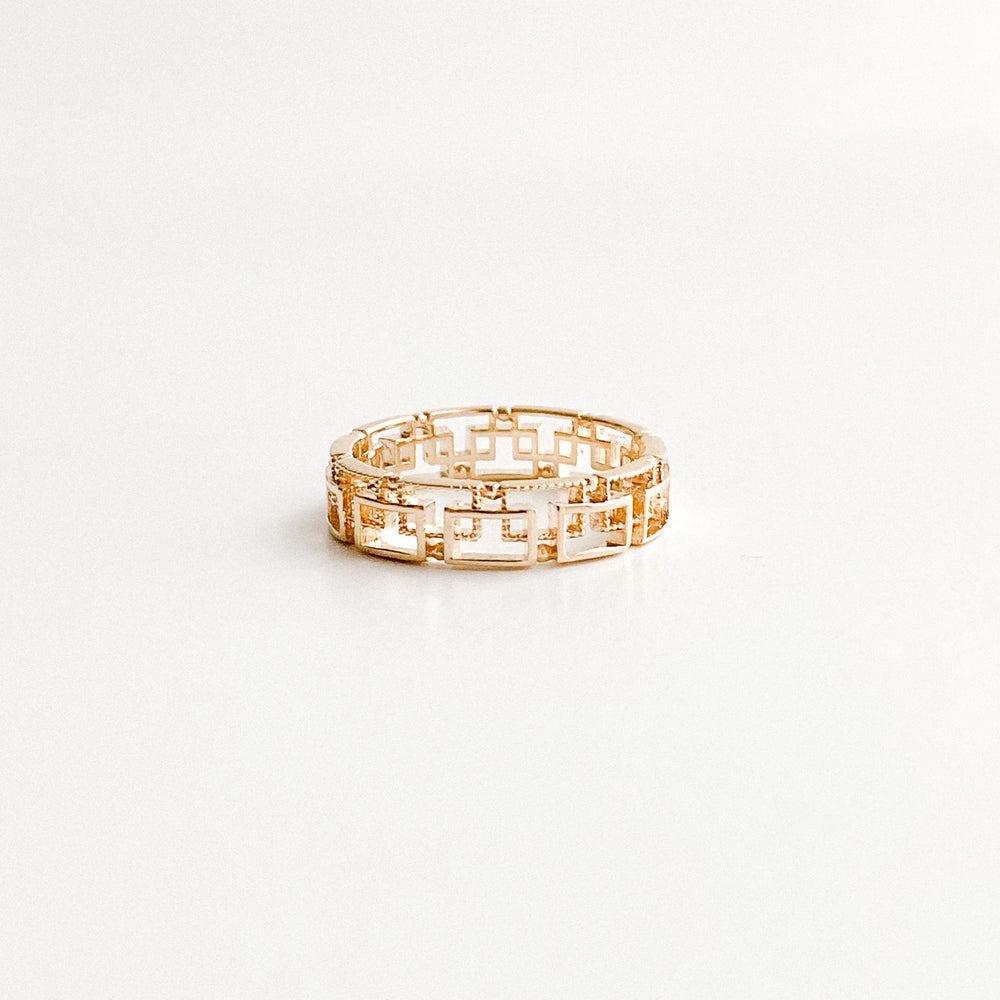 
                  
                    22585 - Lucita Ring
                  
                