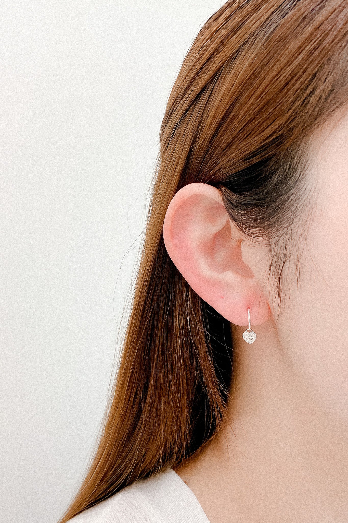 
                  
                    23105 - Kalina Earrings
                  
                