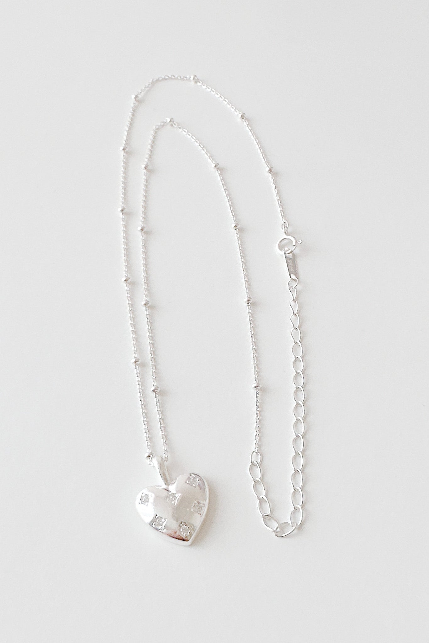 
                  
                    23352 - Orva Necklace
                  
                